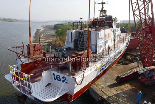 V 410 Intercep.